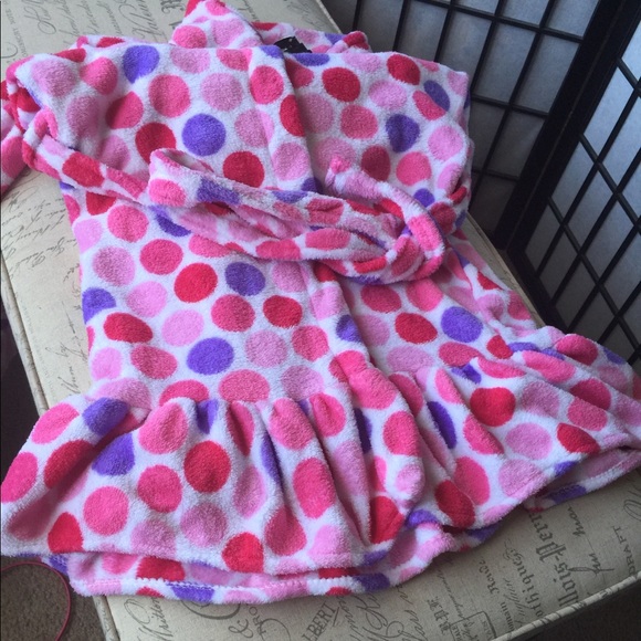 💜 Valentine’s Day Ruffle Robe💗 - Picture 5 of 8